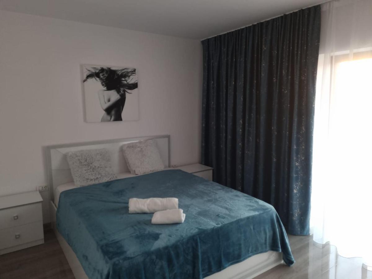 Izabella Guest House Săcele Eksteriør billede